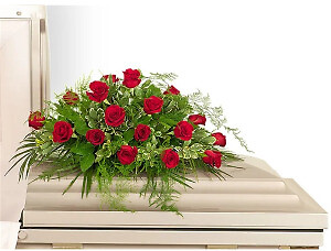 18 RED ROSE TRIBUTE CASKET SPRAY